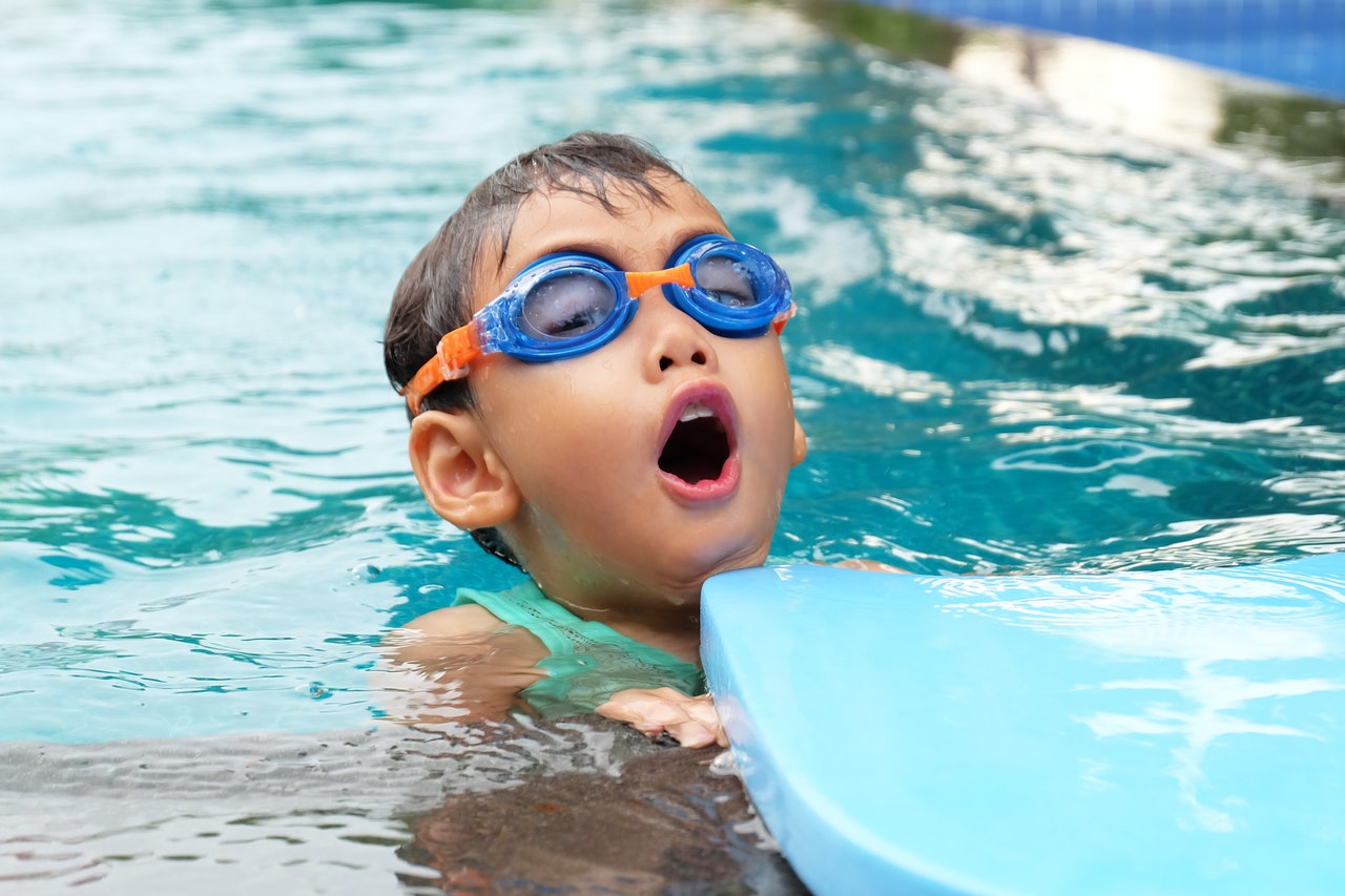 Children Banned from Using Erskineville Apartment Building’s Pool, Residents Vow to Fight